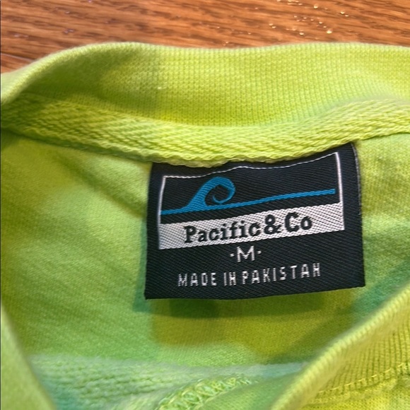 womens medium (fits like small) Bright Green Sweatshirt embroidered beach LBU - Picture 2 of 7